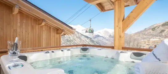 Chantarella - 6 bedroom sleeping 10/14 (c.200m2):