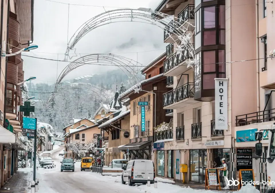 Brides les Bains town centre (1).webp