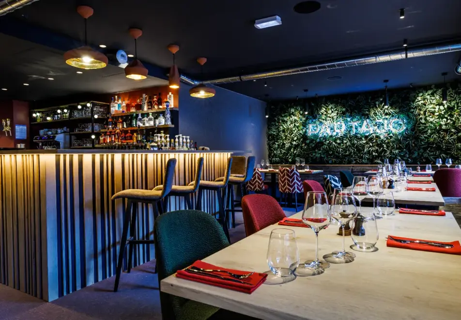 l'Hevana, Meribel (self catered apartments) - Bar/restaurant