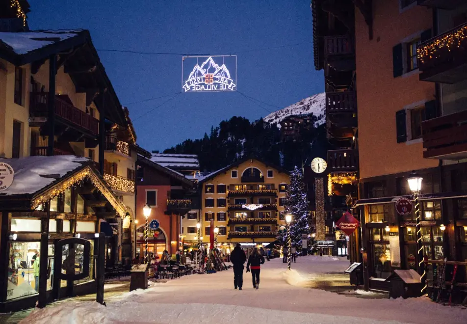 Le Village, Arc 1950 (self catered apartments) - Ski-in/Ski-out