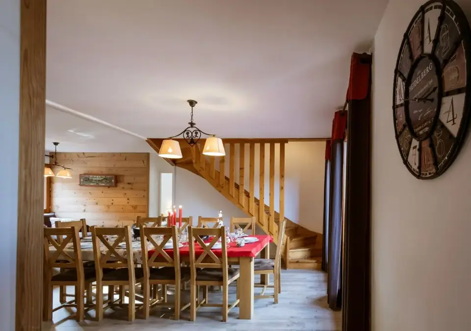 Adrien-Valloire-Apt 4 (5).webp