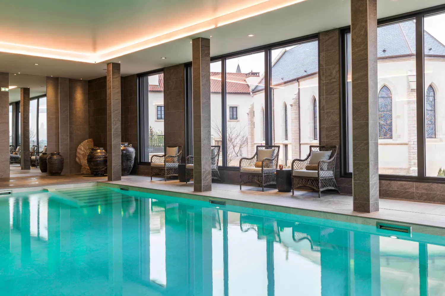 Les Sept Fontanes pool2.webp