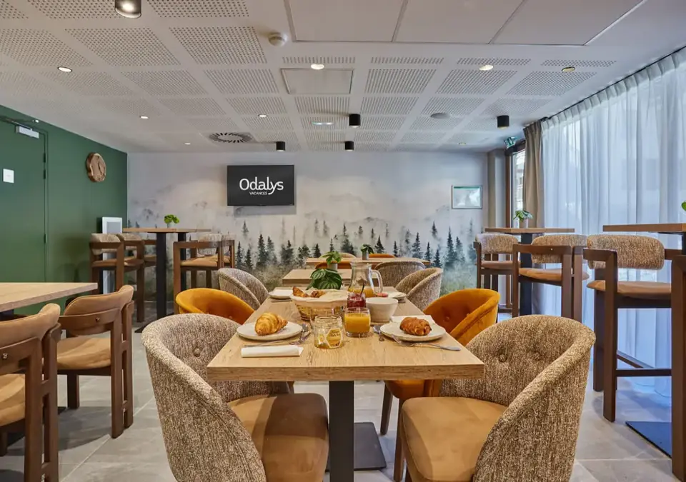 Le Mont d'Auron-Auron-Breakfast room (1).webp
