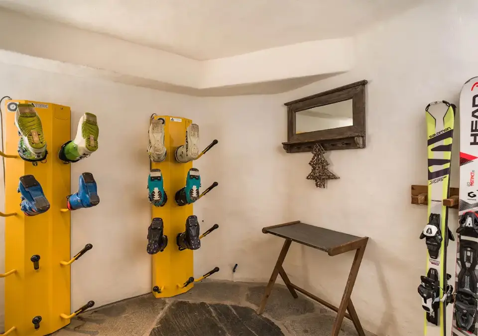 Chalet Arosa-Val d'Isere (8).webp