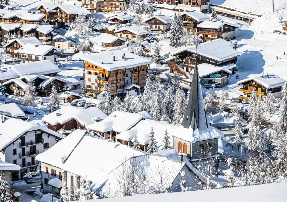 Les Gets ski village (MelCarle) (2).webp