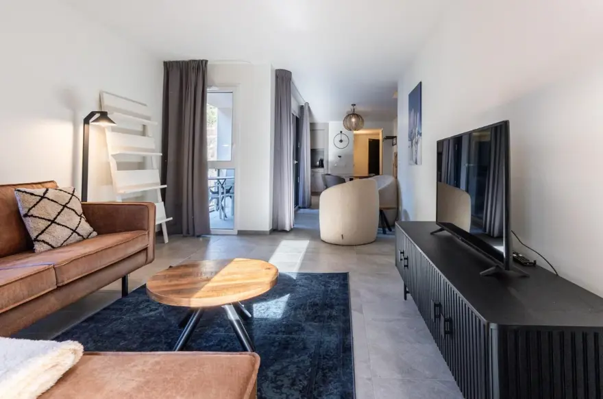 Meri-Bellcombe-Brides les Bains-Typical 2 bed 8 (3).webp