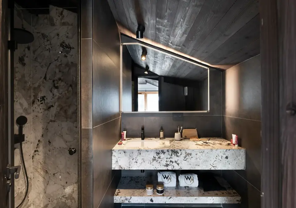 Skadi-Val d'Isere-Typical apartment (11).webp