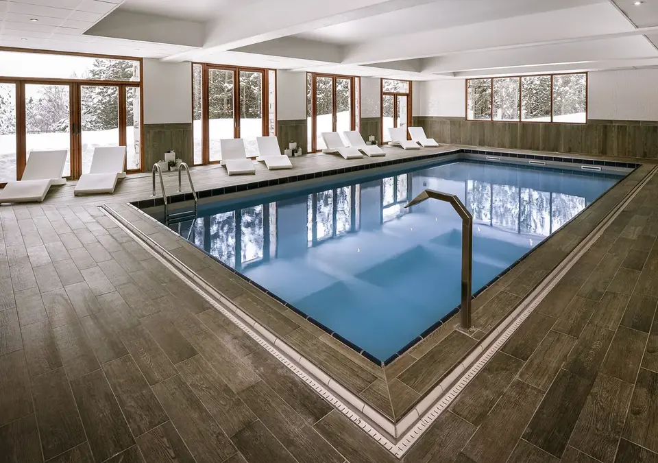 Hotel Pic Blanc, Alpe d'Huez-Indoor pool (2).webp