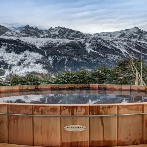 Chalets with hot tubs
