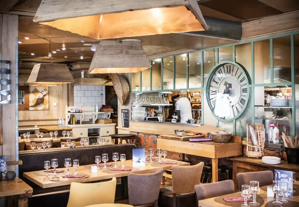 Les Balcons de Belle Plagne, Belle Plagne (self catered apartments) - Restaurant Le Chalet