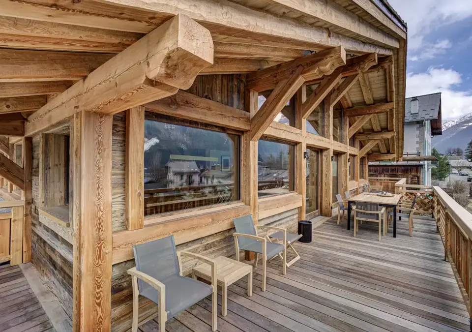 Chalet Alaska-Chamonix (Adam Johnston) (8).webp