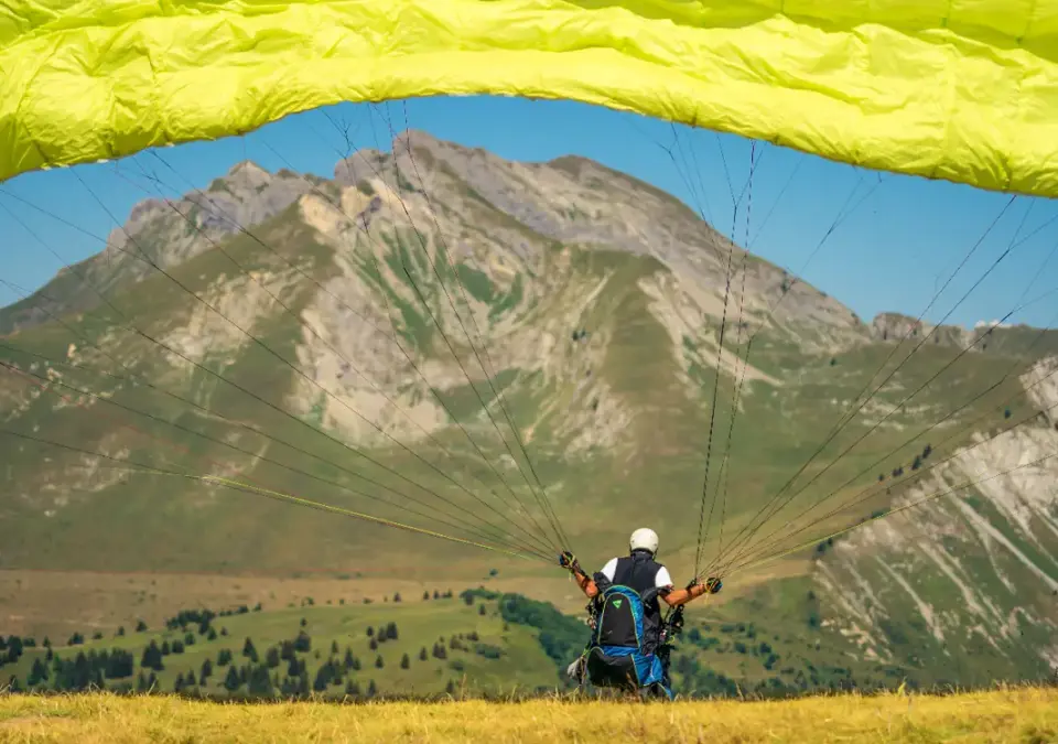 Les Gets paragliding (©Keno_Photographie).webp