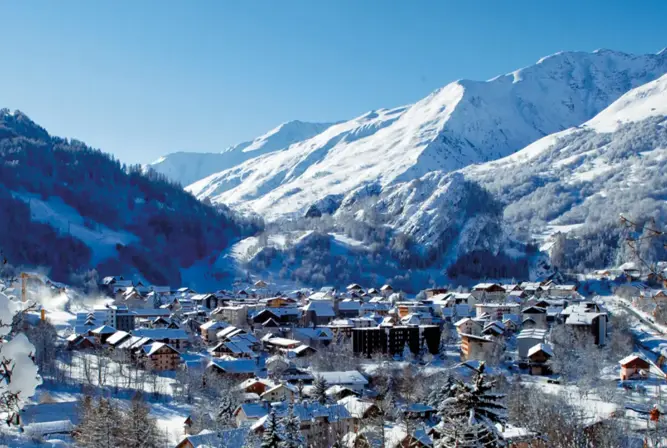 Valloire village centre.webp