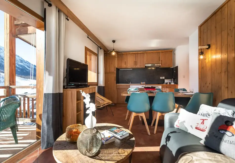 Hameau des Airelles, Montgenevre (self catered apartments) - Typical 2 Bed (©Manureyboz)