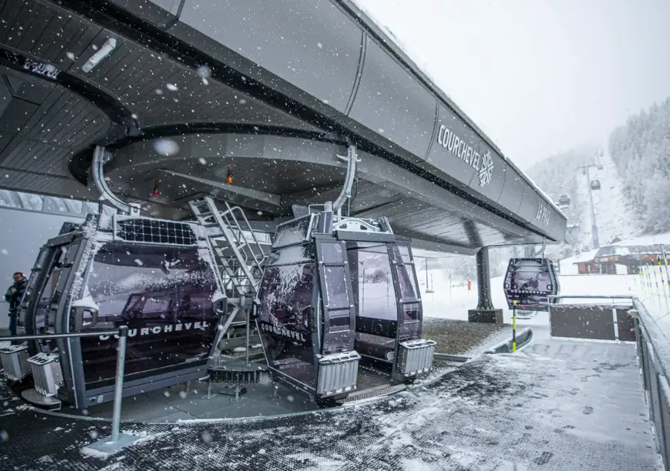 Courchevel gondola (©Courchevel Tourisme).webp