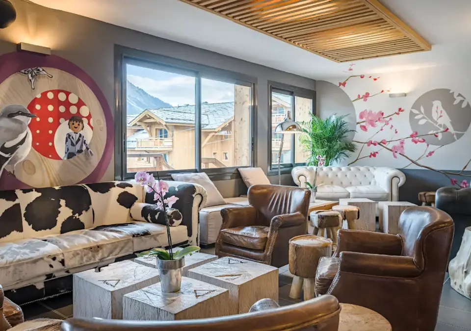 Anova Hotel-Montgenevre-Bar (1).webp