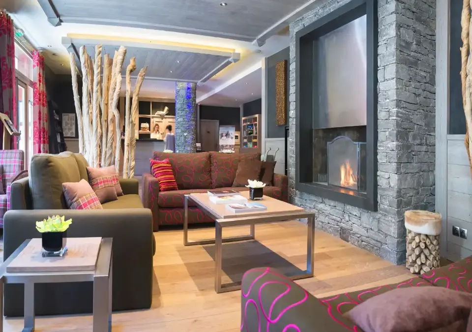 Lodge Hemera-La Rosiere-Reception lounge.webp