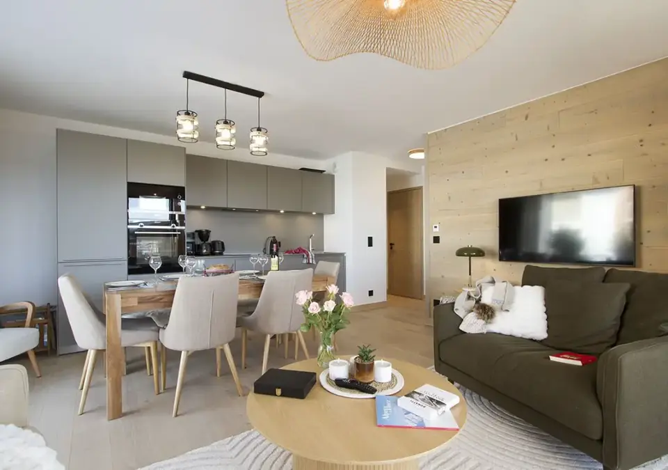 Phoenix-Alpe d'Huez-Typical B building apartments (14).webp