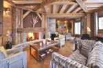 Jhana-Tignes Val Claret-Reception (1).webp