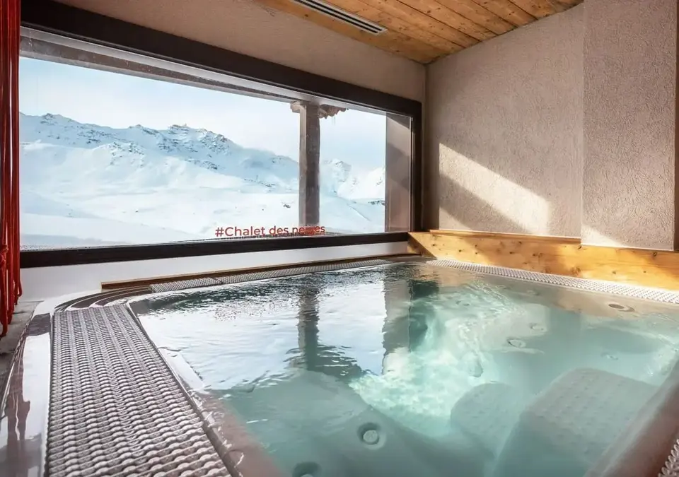 Hermine-Val Thorens-Hot tub (M_Reyboz) (2).webp