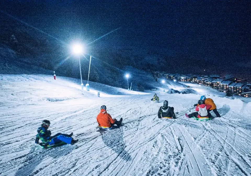 Meribel night sledding (©OT Meribel).webp