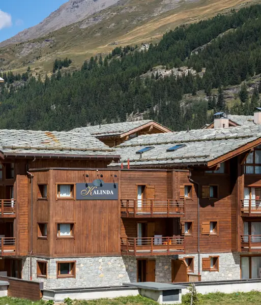 SUMMER HEADER-Tignes 1800 (©cedric-chauvet).webp
