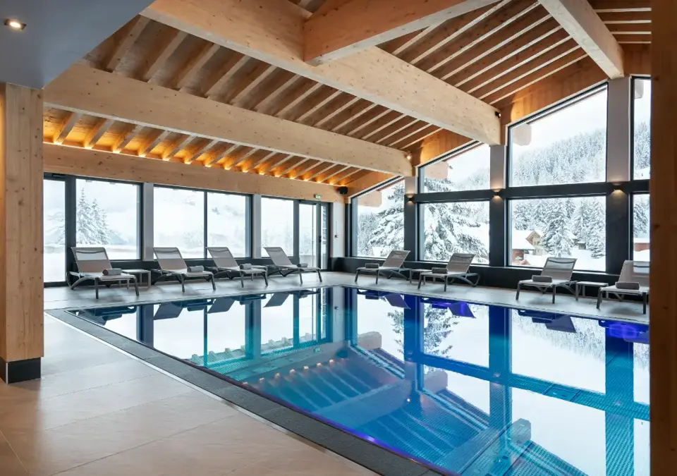 Hameau de l'Ours-Manigod-Indoor heated pool (2).webp
