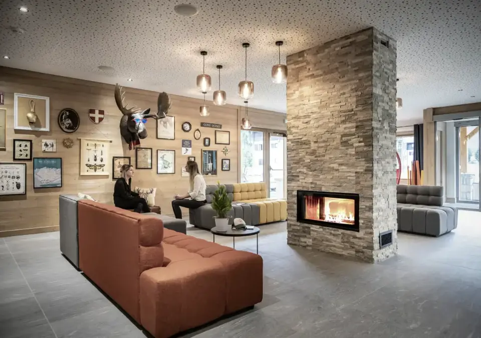 Samoens Village-Reception lounge (©ManuReyboz) (3).webp