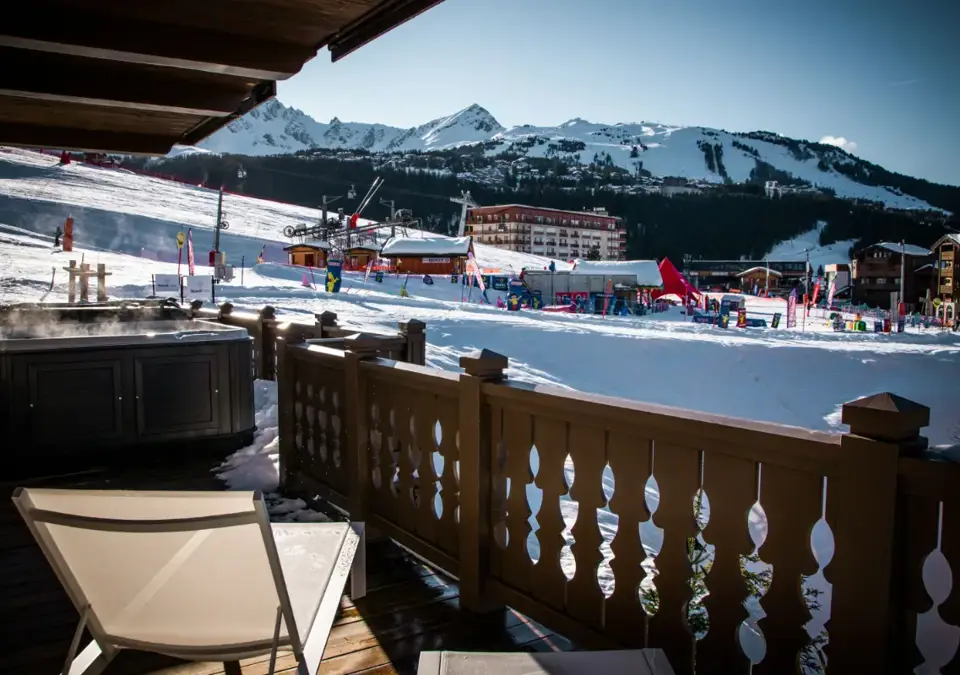 Kula-Courchevel-Manali Lodge (1).webp