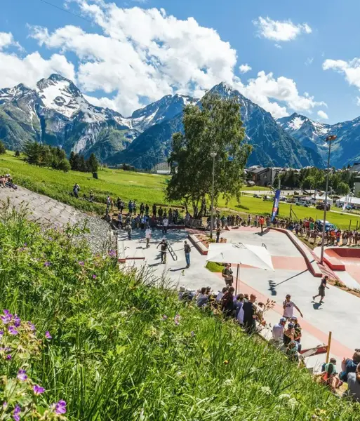SUMMER HEADER-Les Deux Alpes-2000px.webp