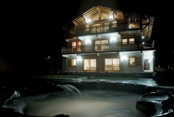 Rose des Alpes-Samoens-Hot tub.webp