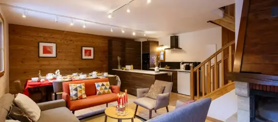 Number 4 (c.126m2) **** (ex Le Planet chalet) sleeps 12 (split level):