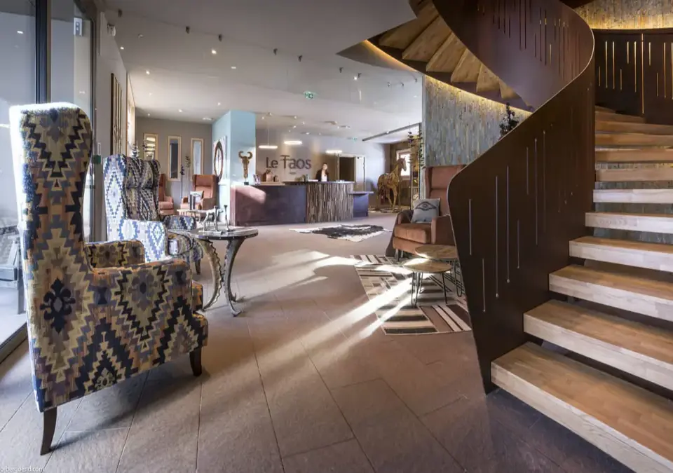 Le Taos-Val Thorens-Reception (©Studio_Bergoend) (2).webp