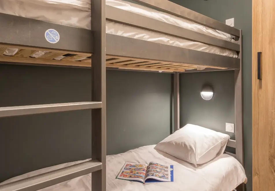 l'Ecrin de Vars, Vars (self catered apartments) - Typical bunk room style
