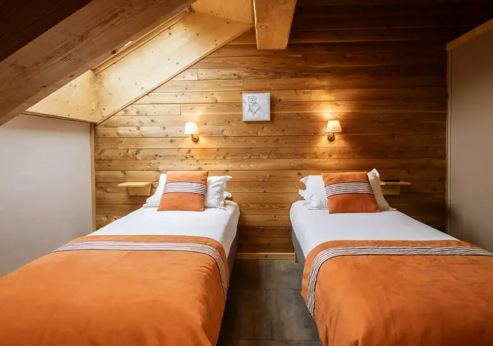 Adrien-Valloire-Apt 9 (2).webp