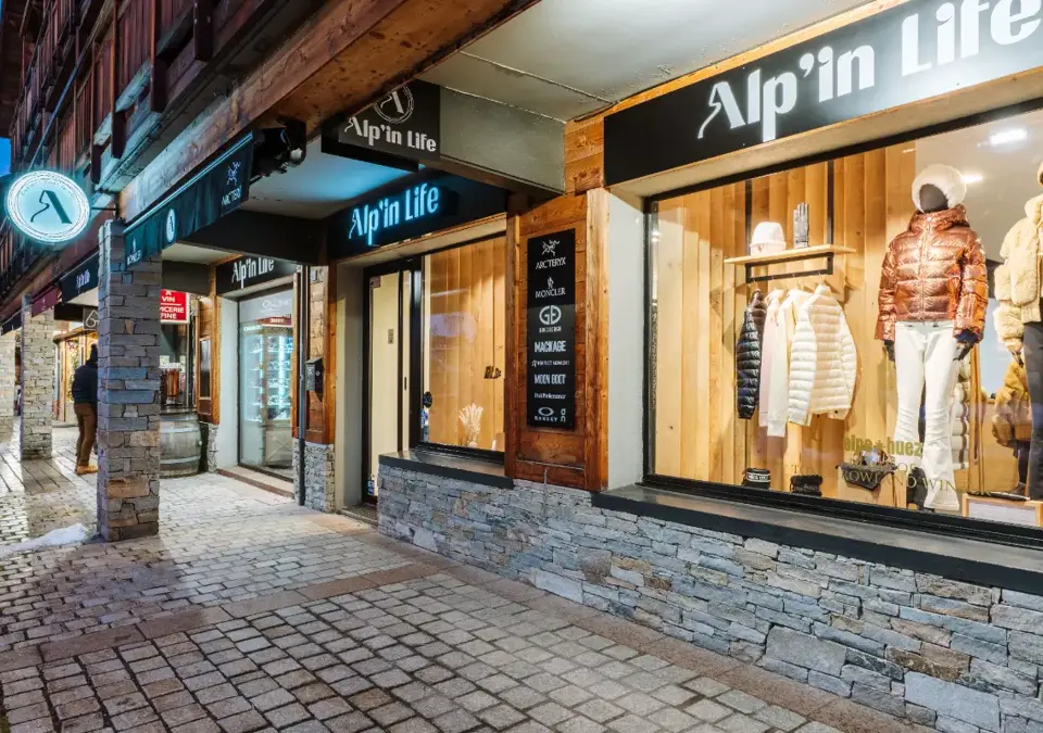 Alpe d'Huez shops.webp