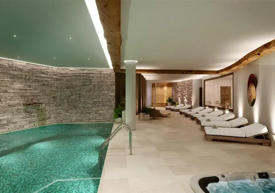 Kinabalu-Les Gets-Indoor pool.webp