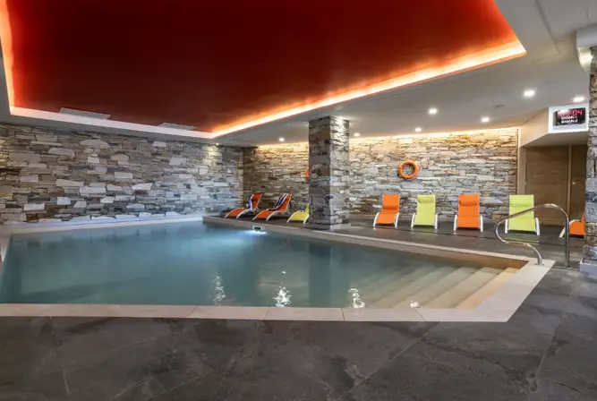 Roc Noir-La Rosiere-Pool (SAMANTHA HENDERSON PHOTOGRAPHY) (3).webp