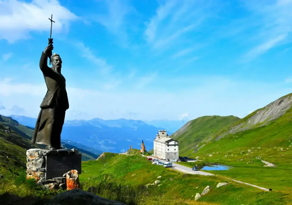 La Rosiere Col-du-Petit-St-Bernard.webp