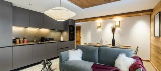 Apartment 4 - 3 bedroom alcove apartment sleeping 8 (c.81m2) (max 6 adults):