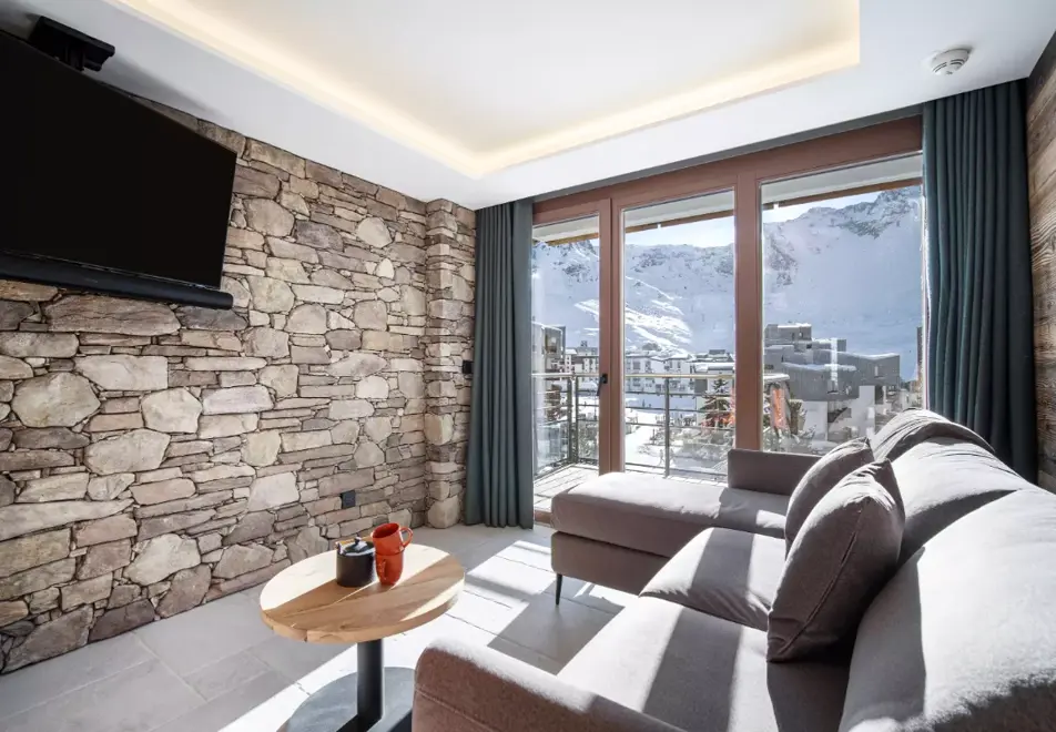 Le Quartz, Tignes Val Claret (self catered apartments) - Typical style of 201, 301, 401