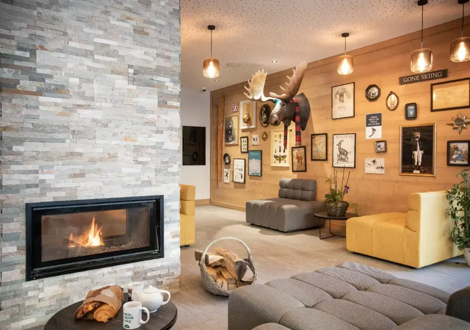 Samoens Village-Reception lounge (©ManuReyboz) (3).webp (1)