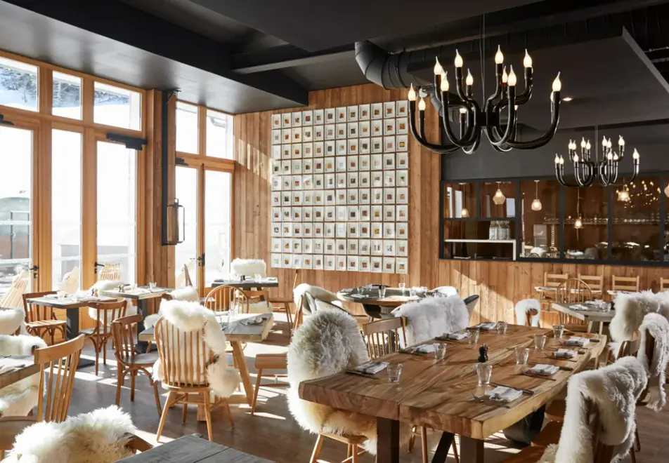 Ecrin Blanc, Courchevel 1650 (hotel) - Restaurant