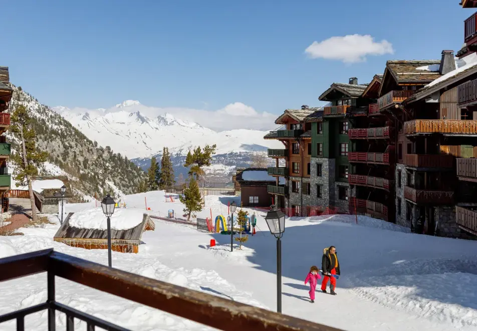 Le Village, Arc 1950 (self catered apartments) - Ski-in/Ski-out