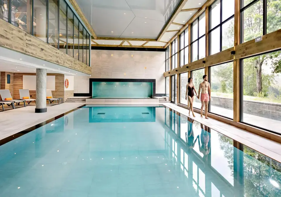 Elena-Les Houches-Indoor pool (1).webp