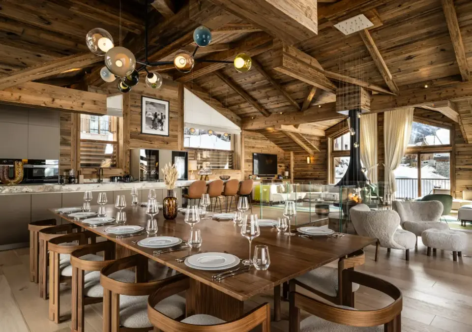 Silverstone_7_Chalet 7 (P.Gal) (5).webp