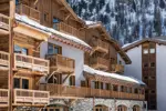 Skadi-Val d'Isere-Exterior (1).webp