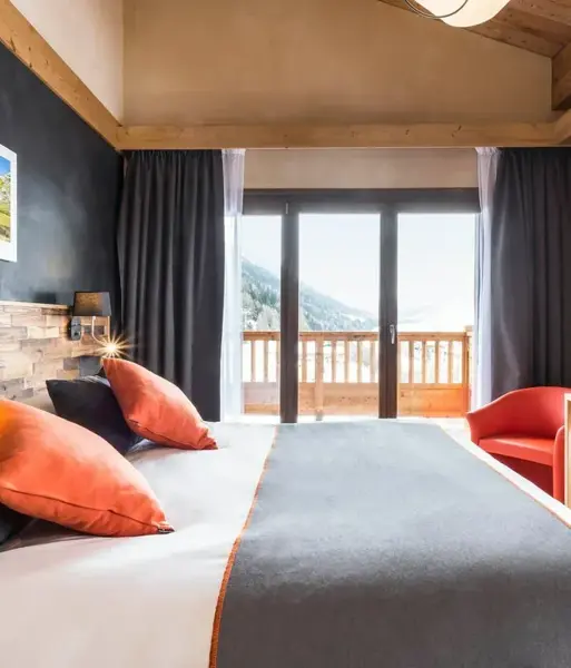 Hotel St Charles, Val Cenis (hotel) - Typical Double superior view piste