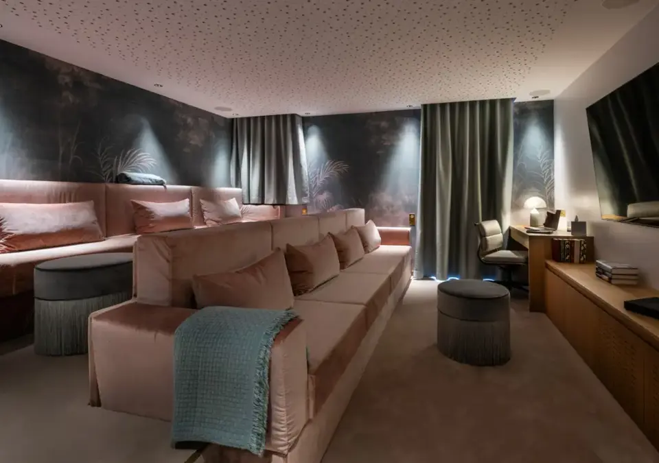 Silverstone_5_Chalet 5 (P.Gal) (9).webp