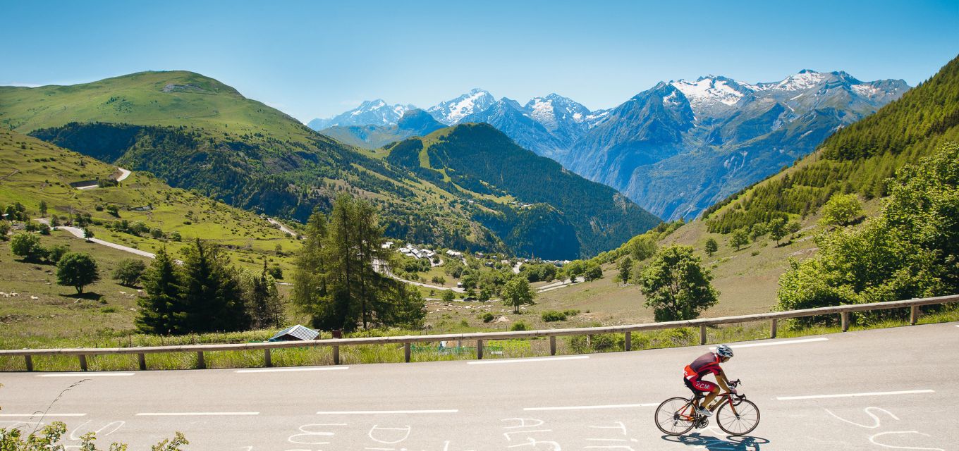 Alpe D'huez Cycling Full Width